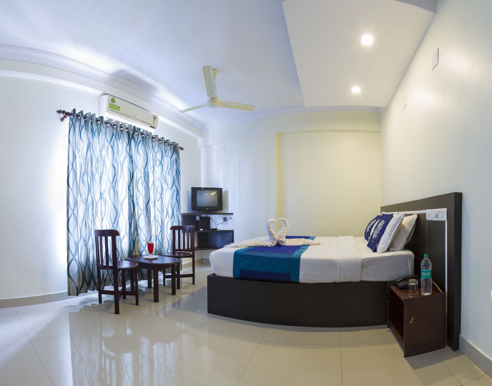 Hotel Sm Regency Kochi Екстериор снимка