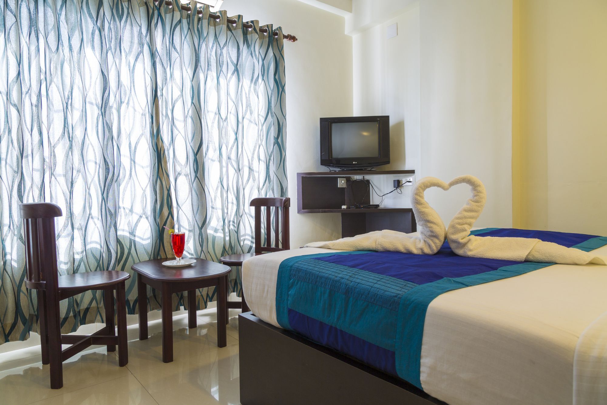 Hotel Sm Regency Kochi Екстериор снимка